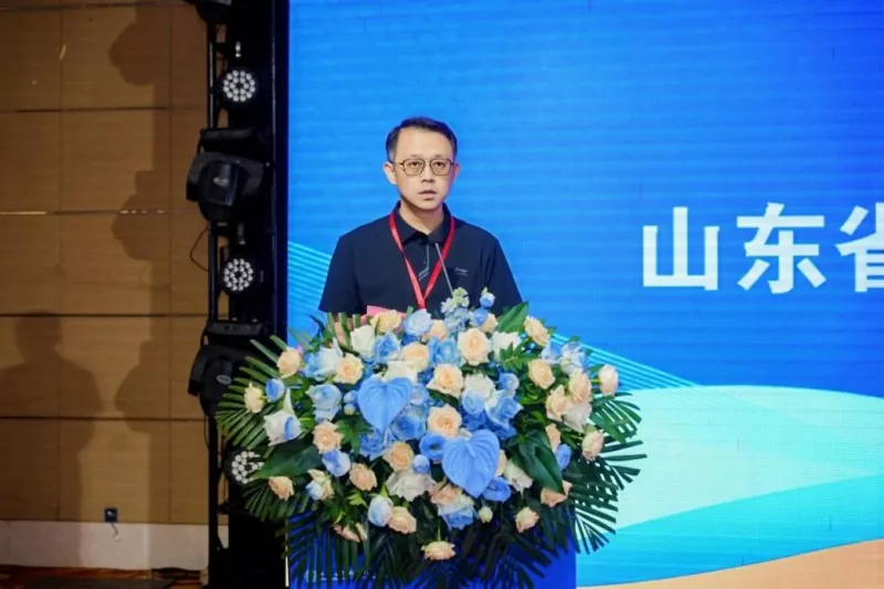 Zameranie na globálny rozvoj: Shandong Steel Structure Industry Association úspešne organizuje konferenciu o výmene skúseností o priemyselnej internacionalizácii